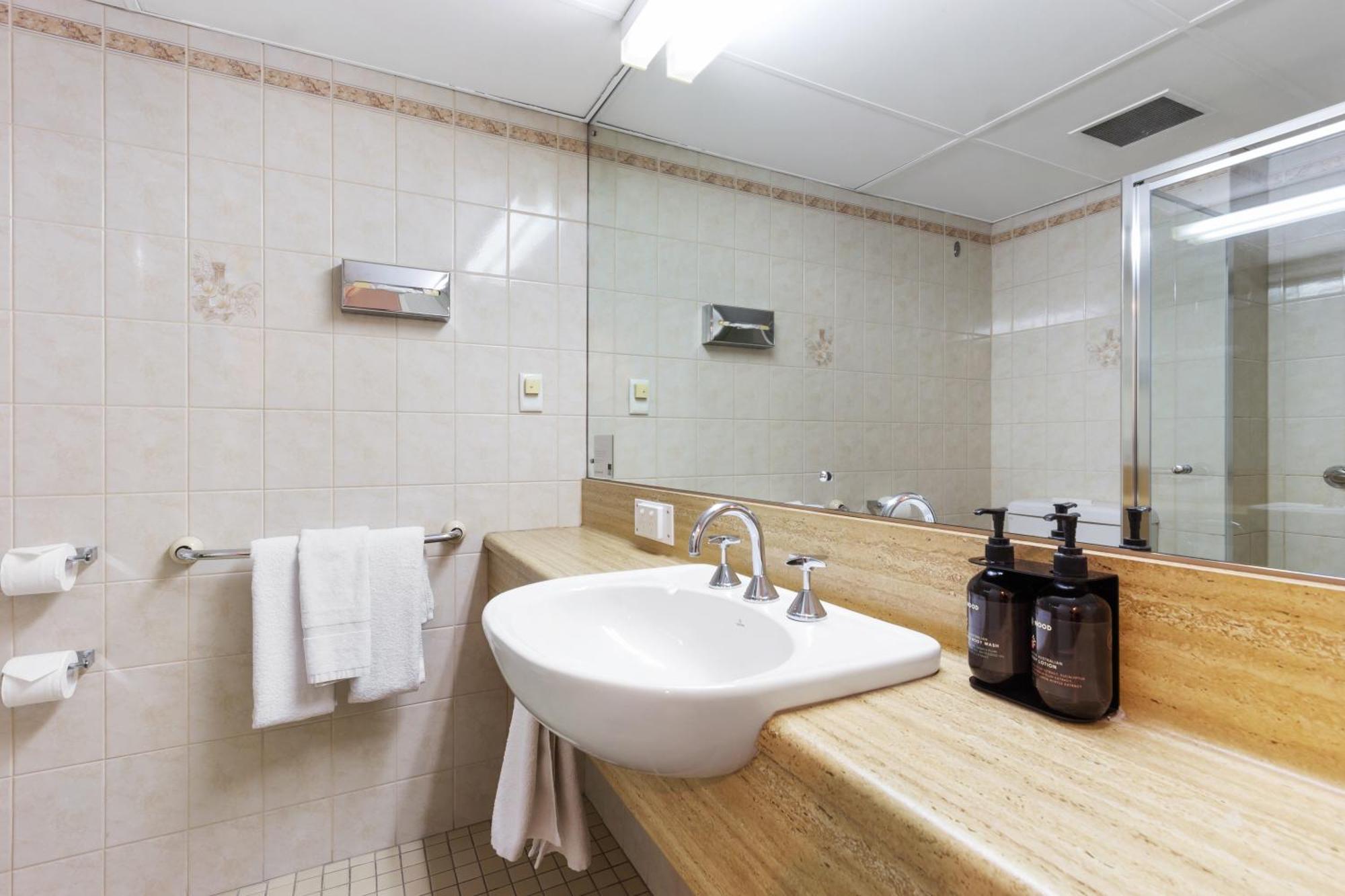Comfort Hotel Adelaide Meridien North Adelaide Esterno foto